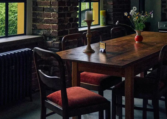 Blickinsfreie Schoeneck (Saxony)